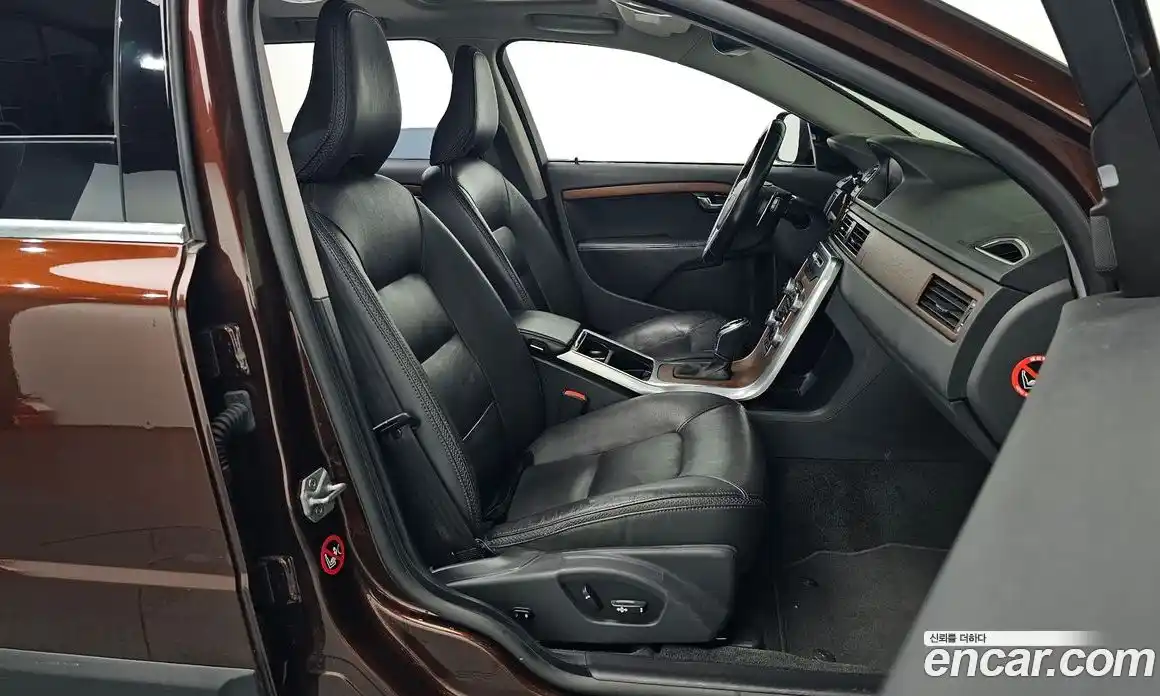 Volvo XC70 2016 2.0 Автомат в Москве № 218158, фото 12