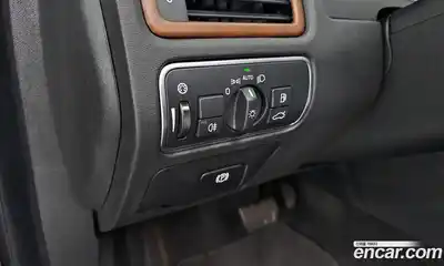 Volvo XC70 2016 2.0 Автомат в Москве № 218158, миниатюра 5