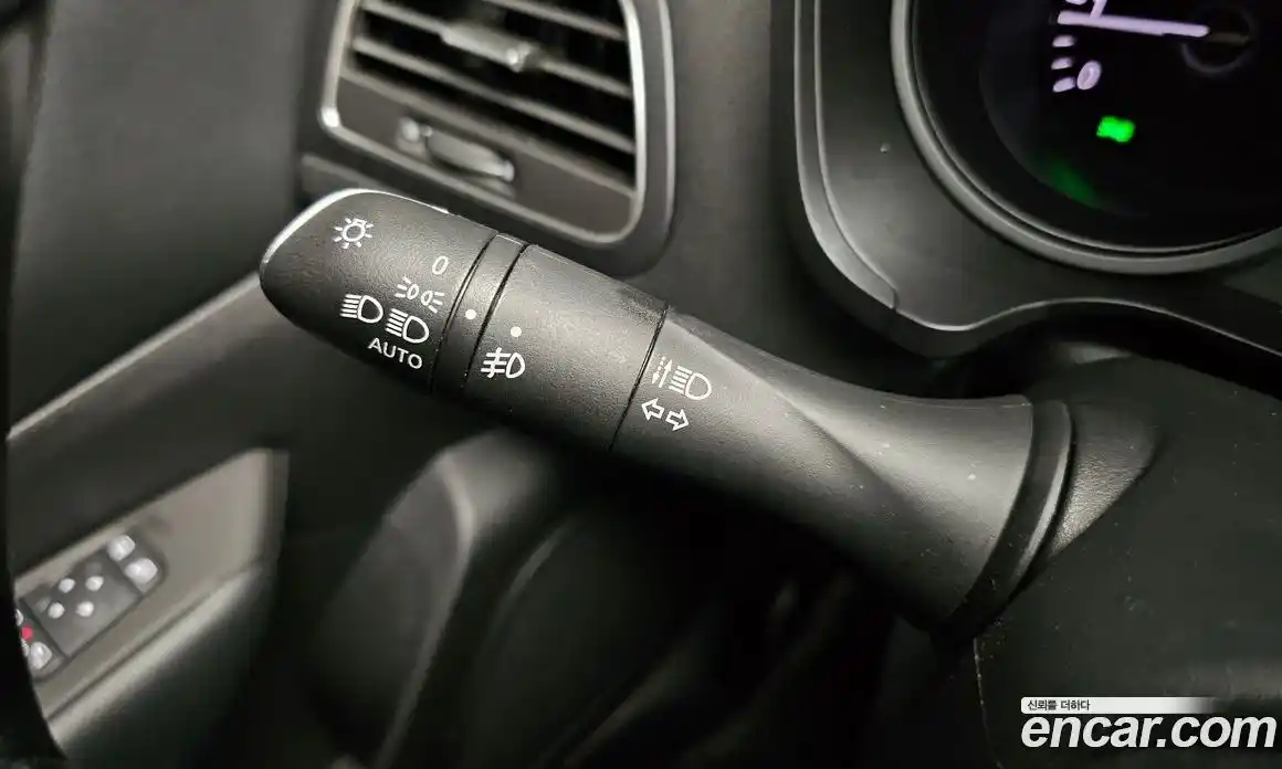 Renault SM6 2020 2.0 Автомат в Москве № 221725, фото 13