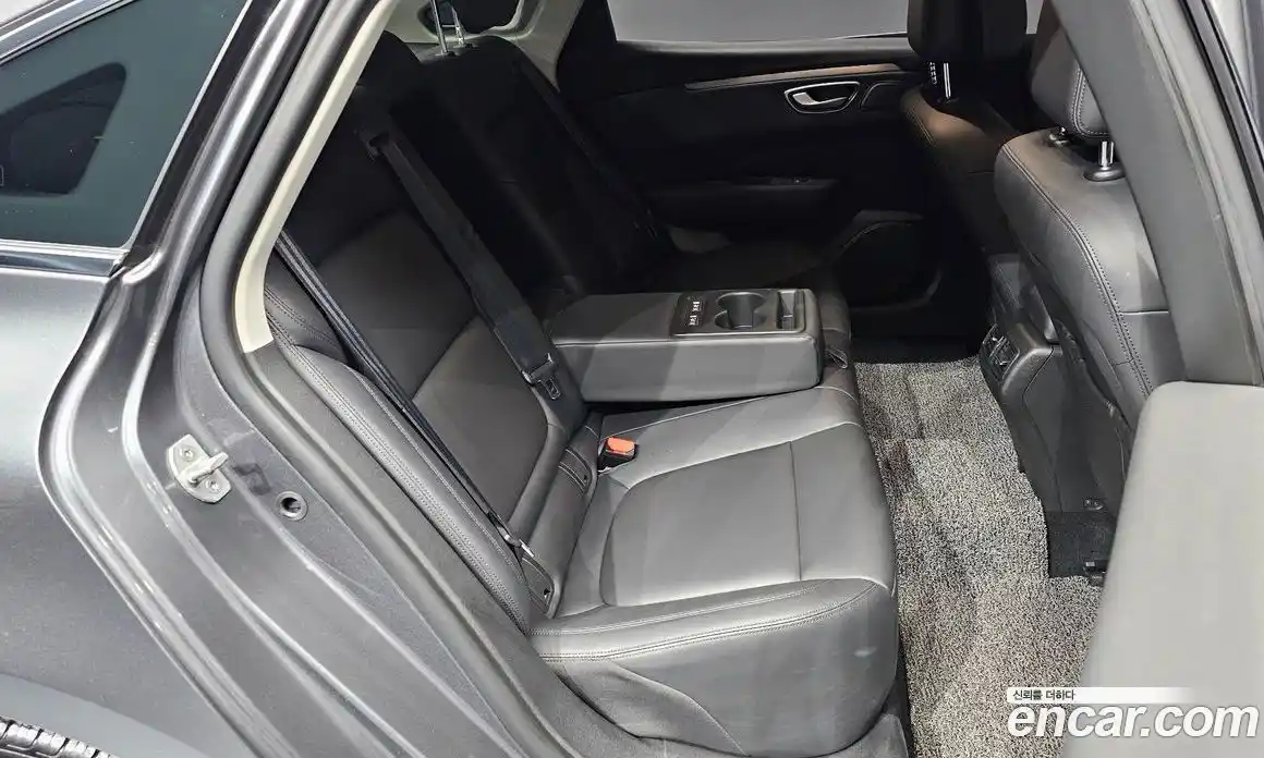 Renault SM6 2020 2.0 Автомат в Москве № 221725, фото 14