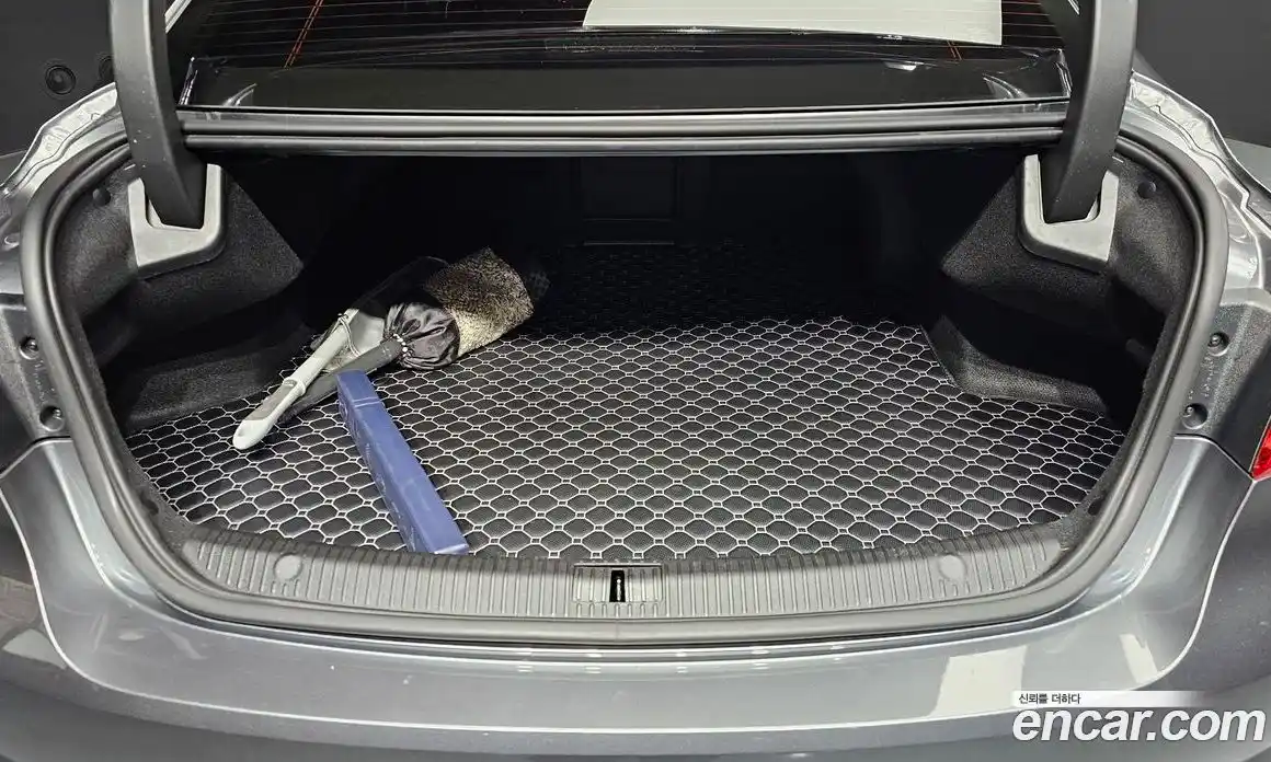 Renault SM6 2020 2.0 Автомат в Москве № 221725, фото 5