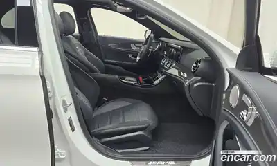 Mercedes-Benz E-Class 2022 3.0 Автомат в Москве № 222935, миниатюра 10