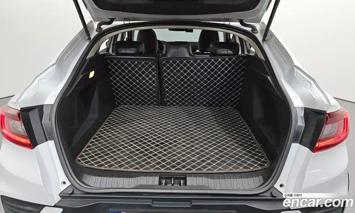 Renault XM3 2023 1.6 Автомат в Москве № 223050, фото 19