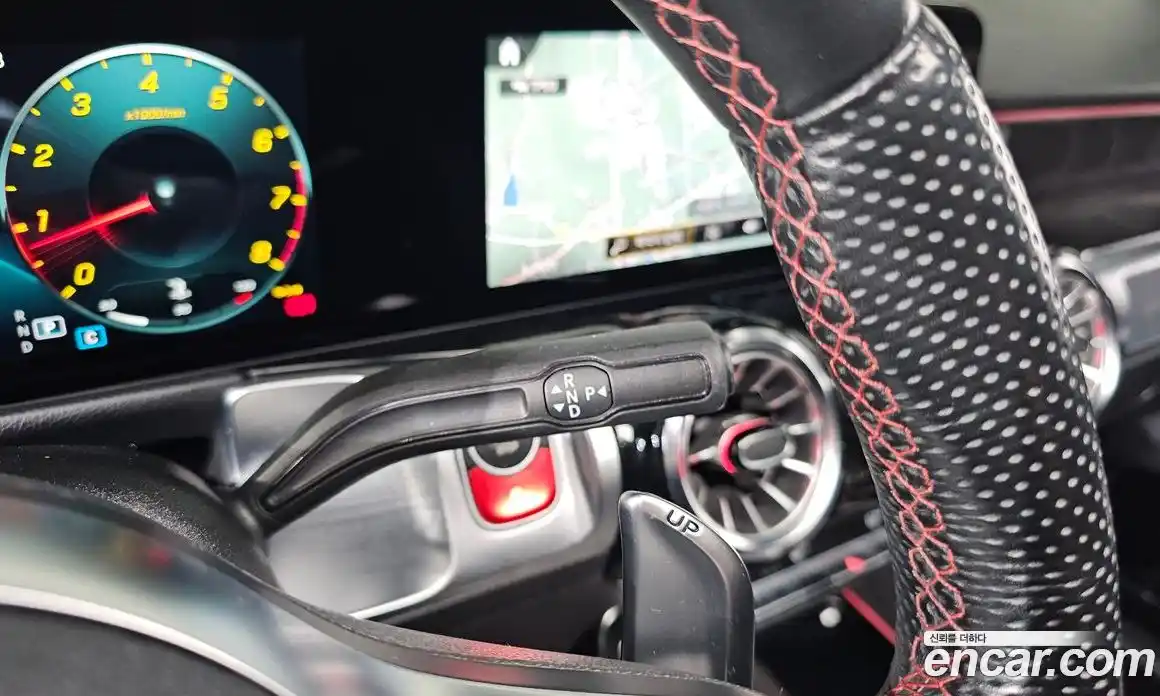 Mercedes-Benz GLB-Class 2022 2.0 Автомат в Москве № 225261, фото 9