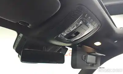 Mercedes-Benz GLB-Class 2022 2.0 Автомат в Москве № 225261, миниатюра 10