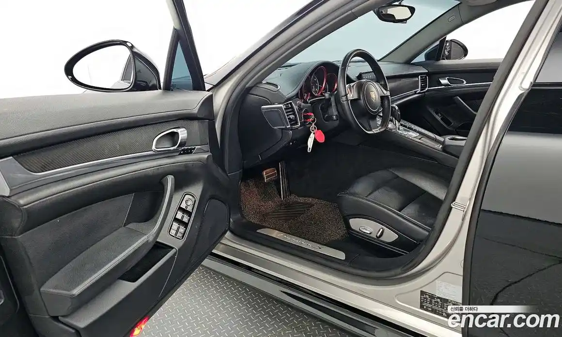 Porsche Panamera 2010 4.8 Автомат в Москве № 226735, фото 13