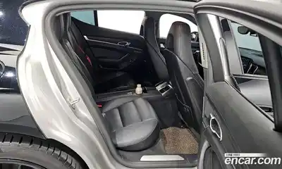 Porsche Panamera 2010 4.8 Автомат в Москве № 226735, миниатюра 3