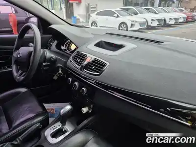 Renault SM3 2016 1.6 Автомат в Москве № 227343, миниатюра 11