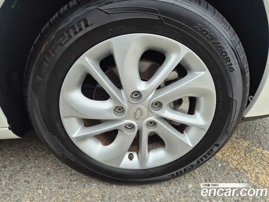 Renault SM3 2016 1.6 Автомат в Москве № 227343, фото 13