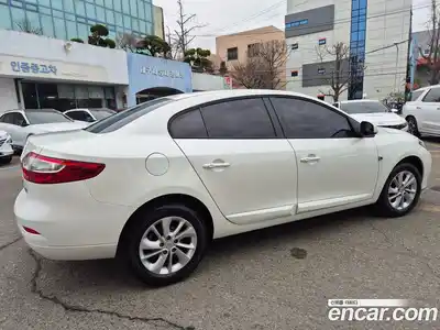 Renault SM3 2016 1.6 Автомат в Москве № 227343, миниатюра 7