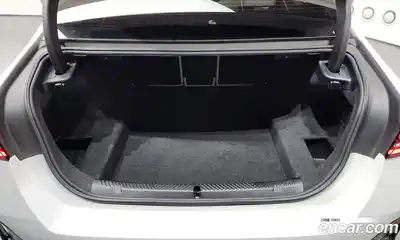 BMW 5-Series 2024 2.0 Автомат в Москве № 228397, миниатюра 12