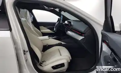 BMW 5-Series 2024 2.0 Автомат в Москве № 228397, миниатюра 10