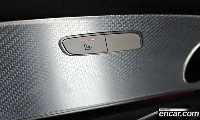 Mercedes-Benz E-Class, 2020