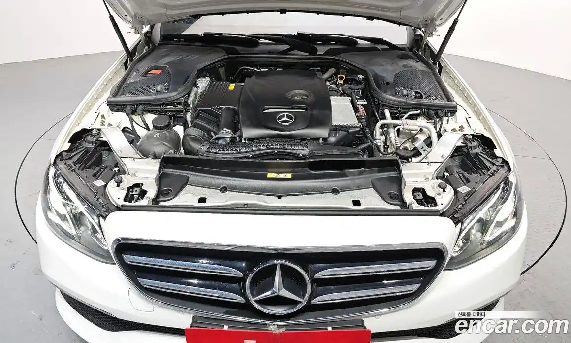 Mercedes-Benz E-Class 2020 2.0 Автомат в Москве № 229566, фото 18