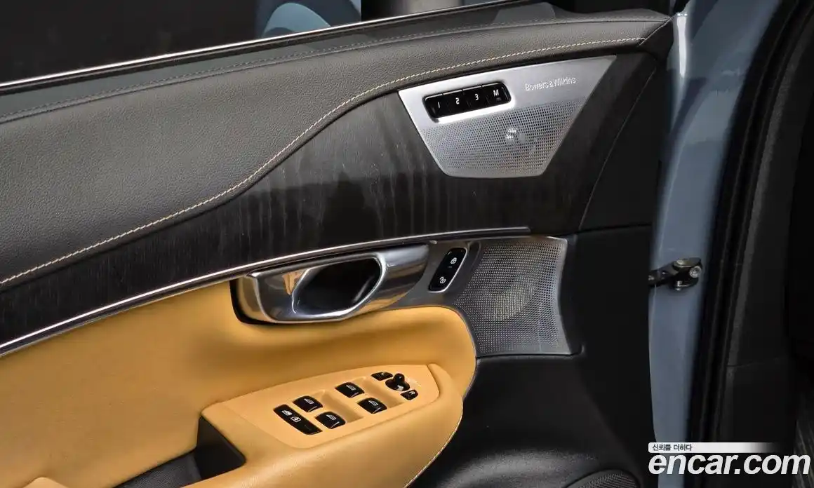 Volvo XC90 2021 2.0 Автомат в Москве № 230674, фото 19