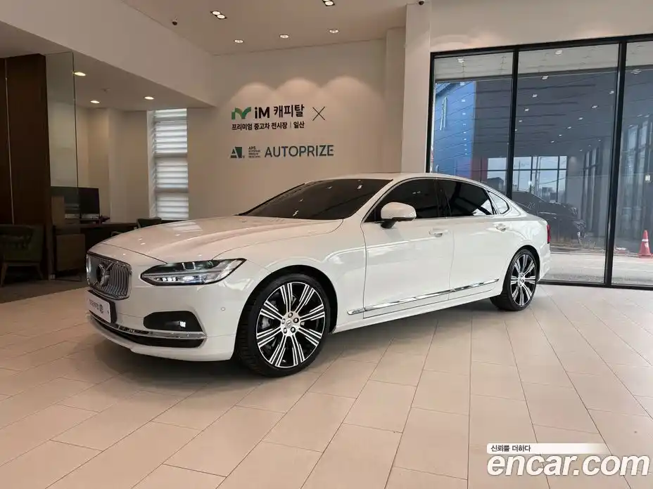 Volvo S90 2024 2.0 Автомат в Москве № 230848, фото 1
