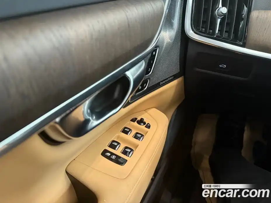 Volvo S90 2024 2.0 Автомат в Москве № 230848, фото 13