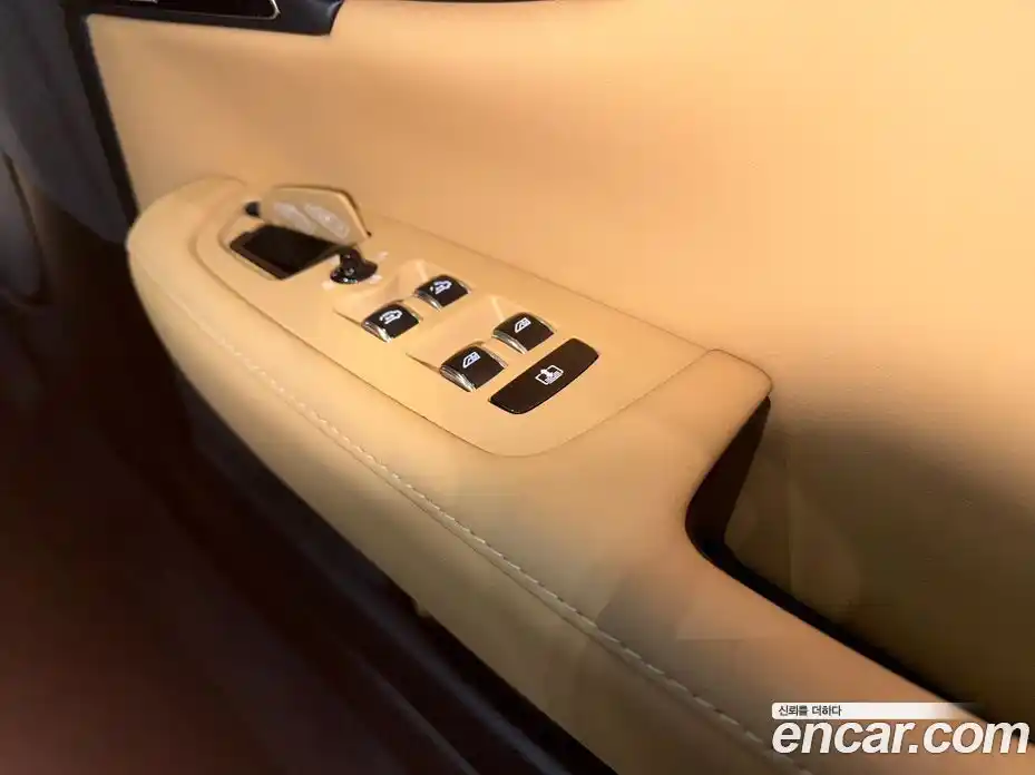 Volvo S90 2024 2.0 Автомат в Москве № 230848, фото 17