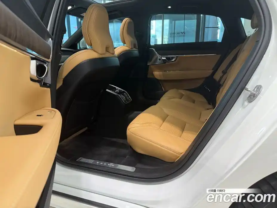 Volvo S90 2024 2.0 Автомат в Москве № 230848, фото 20