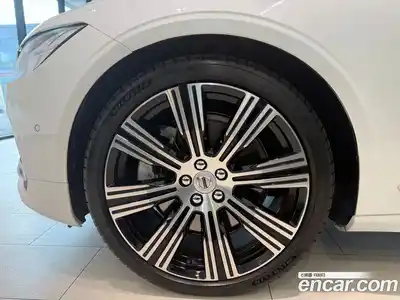 Volvo S90 2024 2.0 Автомат в Москве № 230848, миниатюра 5