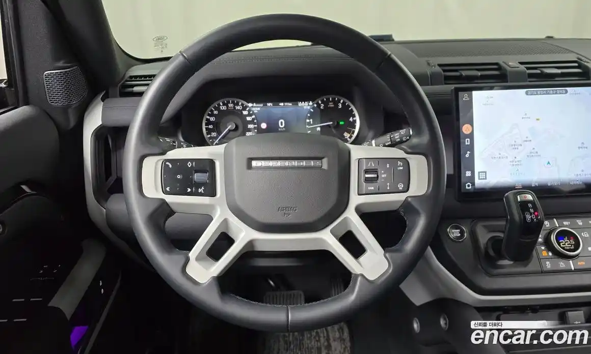 Land Rover Defender 2023 3.0 Автомат в Москве № 231241, фото 16