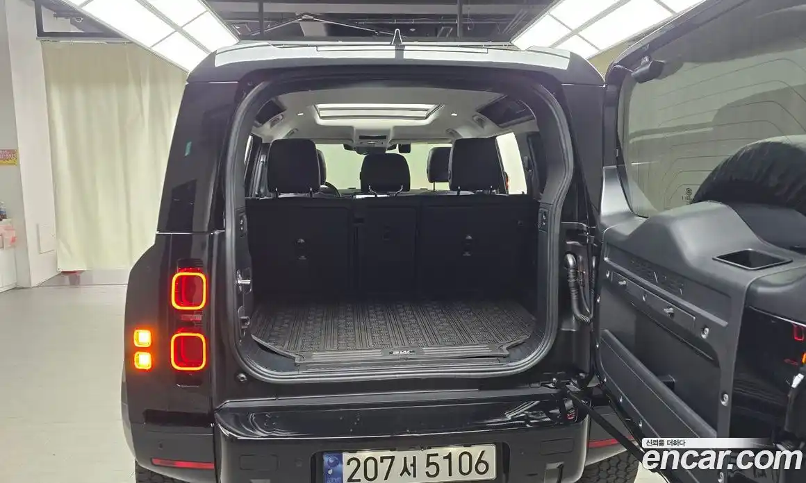 Land Rover Defender 2023 3.0 Автомат в Москве № 231241, фото 3