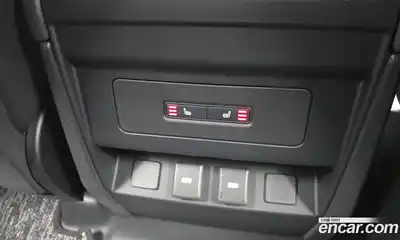 Land Rover Defender 2023 3.0 Автомат в Москве № 231241, миниатюра 8