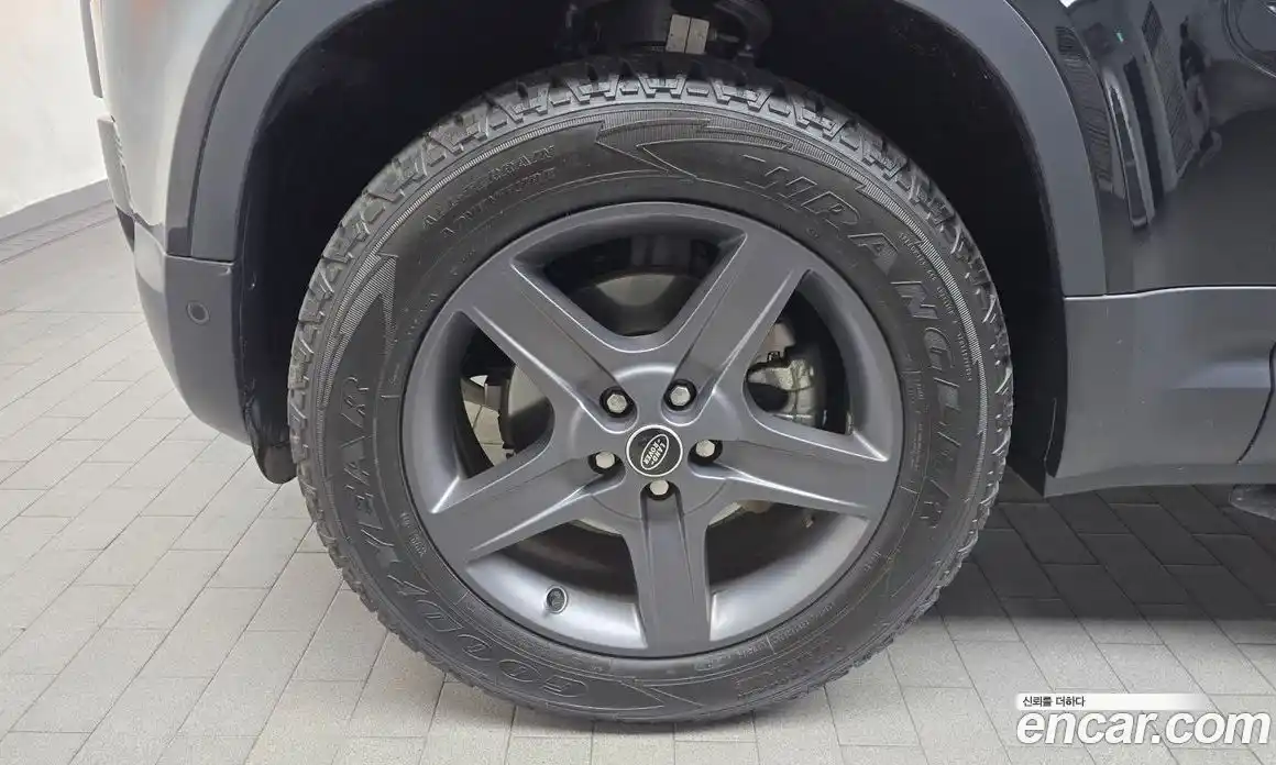 Land Rover Defender 2023 3.0 Автомат в Москве № 231241, фото 9