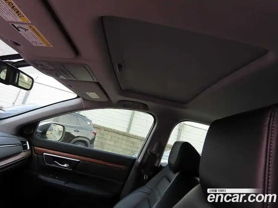 Honda CR-V 2017 1.5 Автомат в Москве № 232977, фото 17