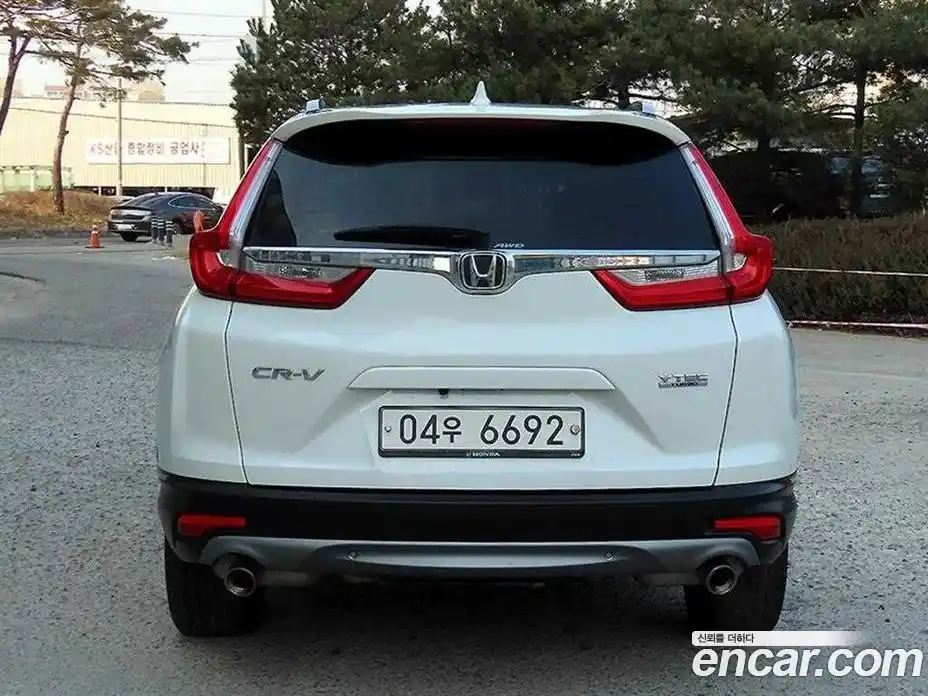 Honda CR-V 2017 1.5 Автомат в Москве № 232977, фото 4