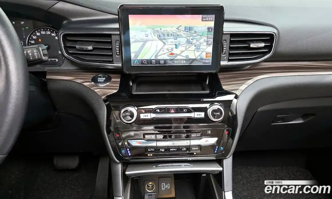 Ford Explorer 2021 2.3 Автомат в Москве № 233259, фото 14