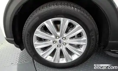 Ford Explorer 2021 2.3 Автомат в Москве № 233259, миниатюра 5