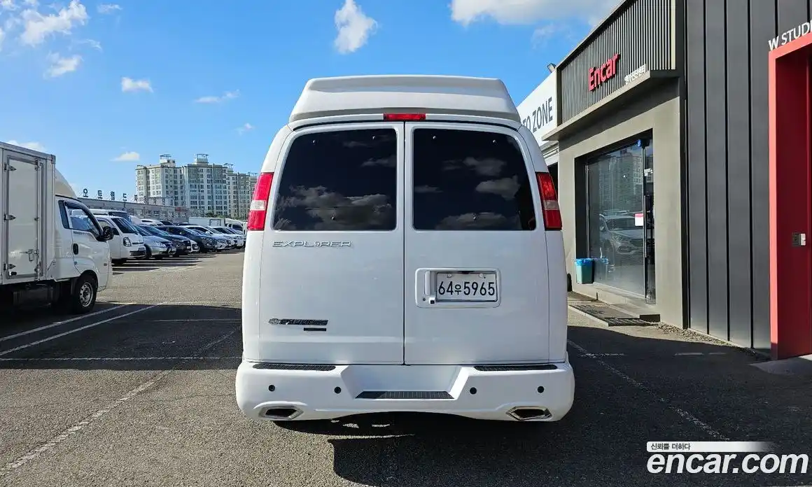 Chevrolet Express Van 2015 6.0 Автомат в Москве № 234801, фото 4