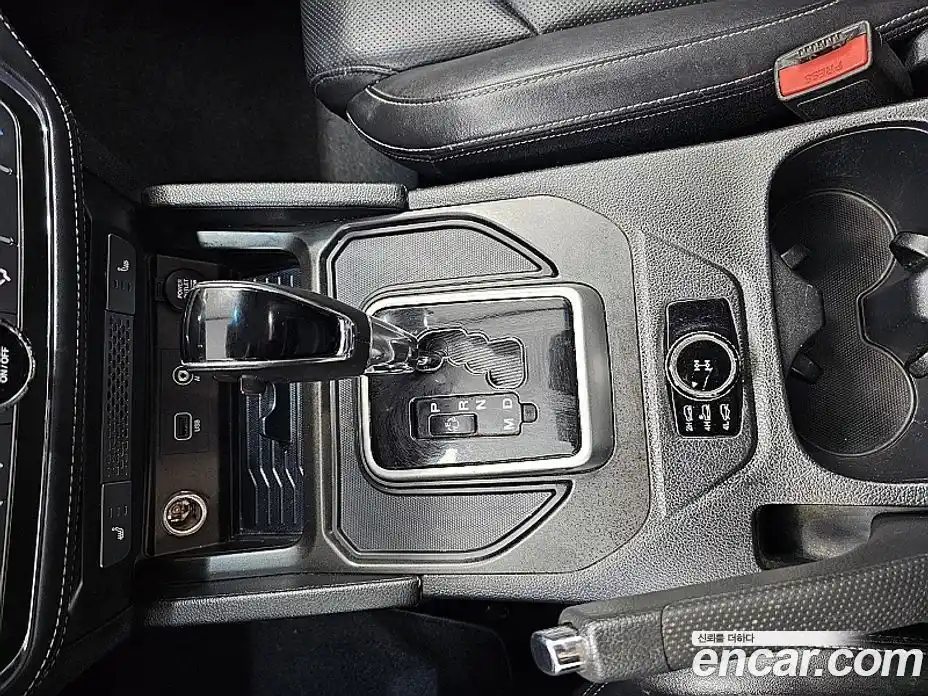 SsangYong Rexton 2018 2.2 Автомат в Москве № 23483, фото 16