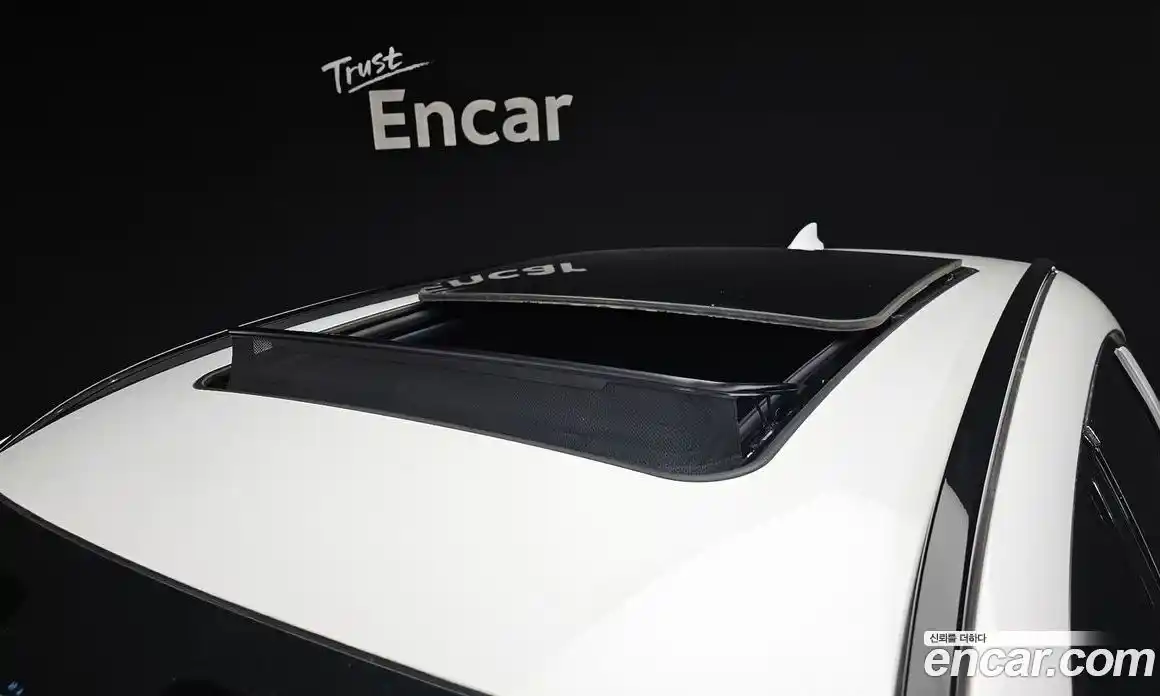 Genesis GV70 2023 2.5 Автомат в Москве № 24684, фото 12