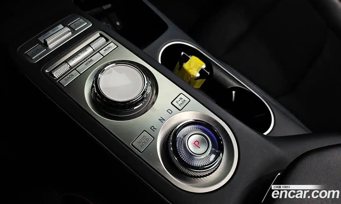 Genesis GV70 2023 2.5 Автомат в Москве № 24684, фото 16