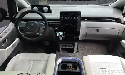 Hyundai Staria, 2022