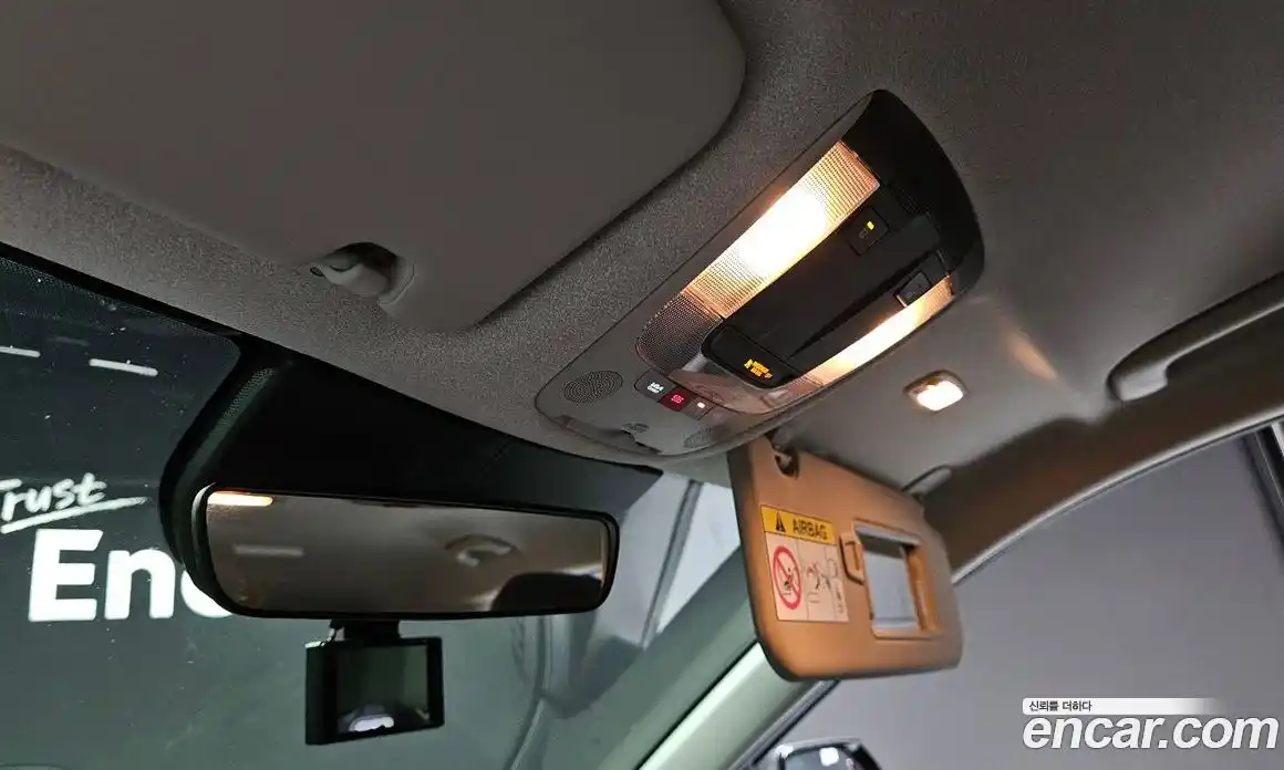 Kia Niro 2022 1.6 Автомат в Москве № 250146, фото 15