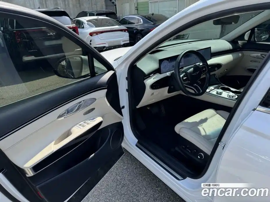 Genesis GV70 2025 2.5 Автомат в Москве № 25043, фото 7