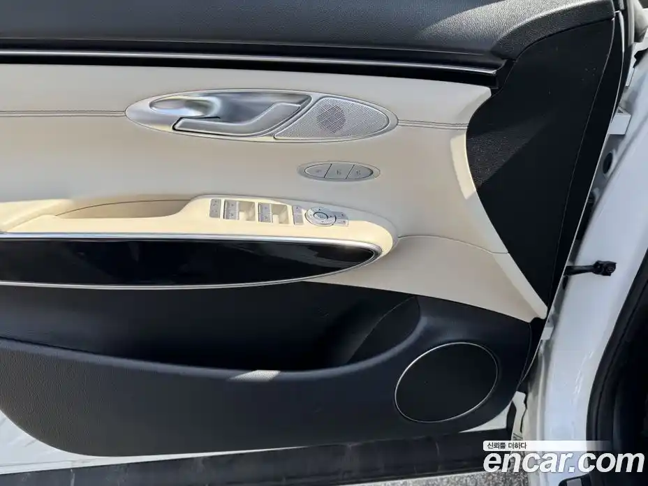 Genesis GV70 2025 2.5 Автомат в Москве № 25043, фото 8