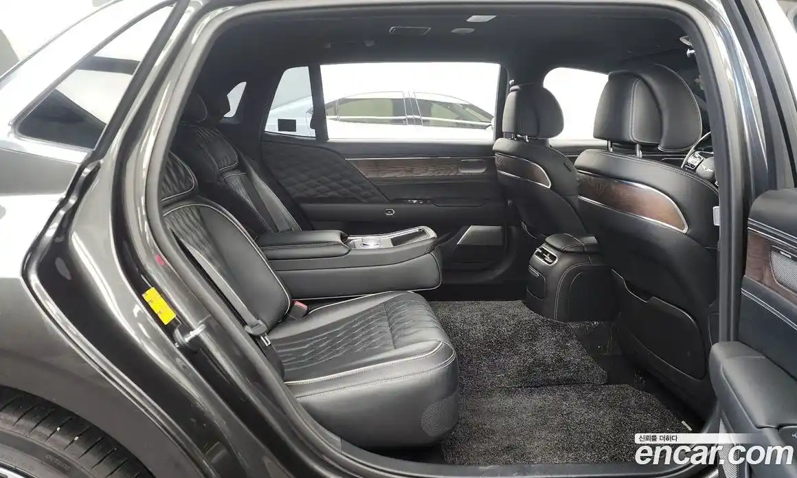 Genesis G90 2023 3.5 Автомат в Москве № 25597, фото 18