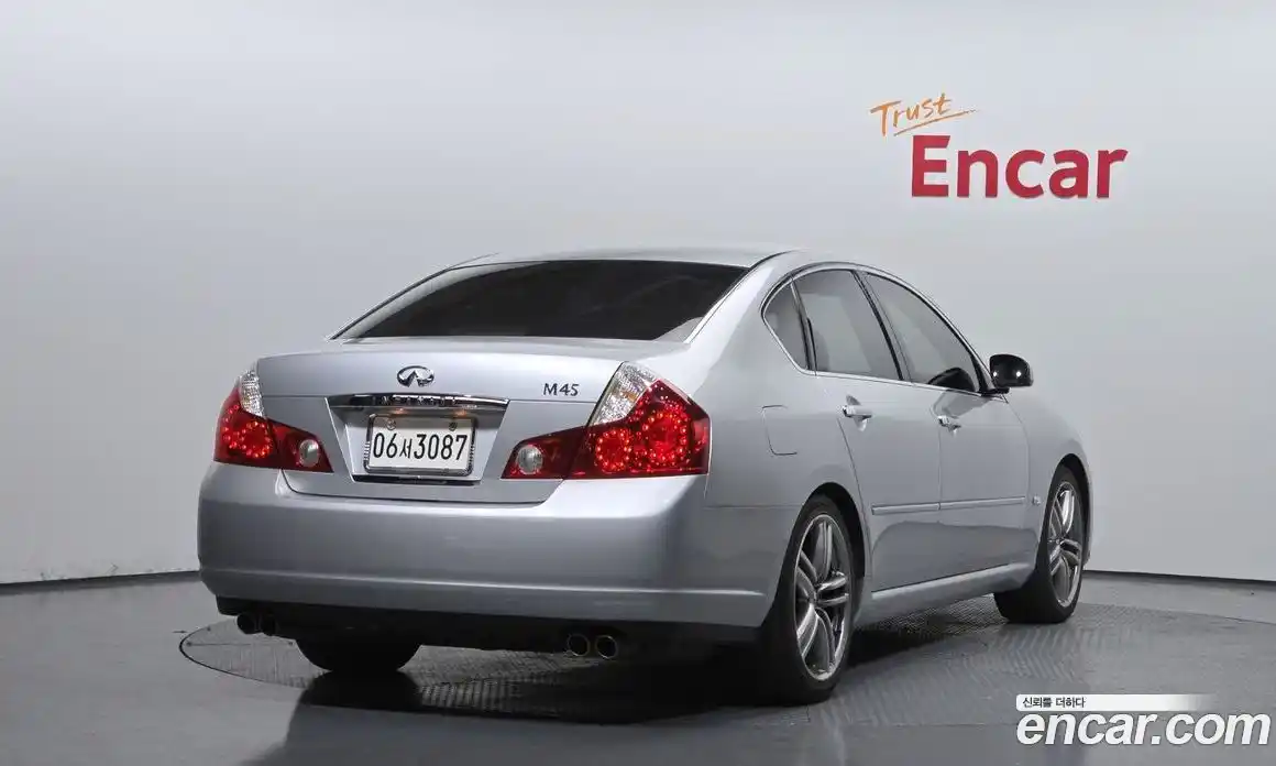 Infiniti M 2006 4.5 Автомат в Москве № 256136, фото 14