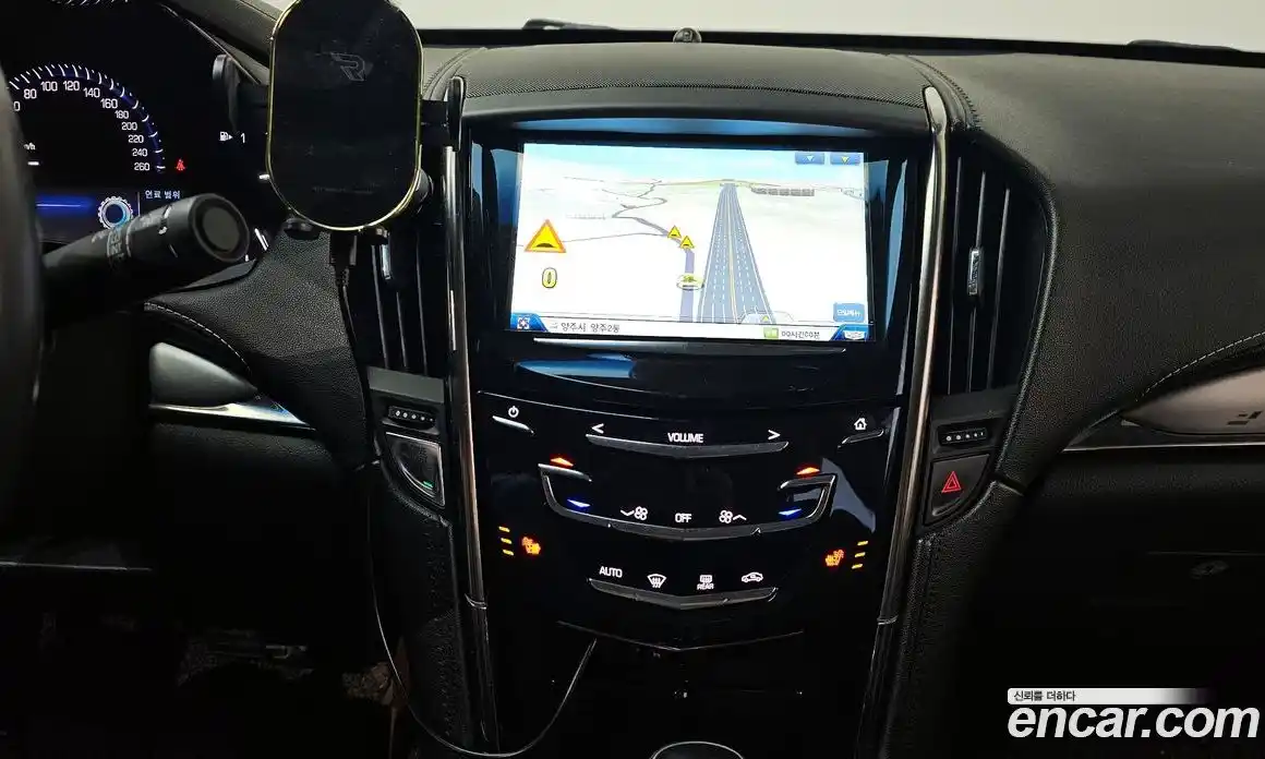 Cadillac ATS 2013 2.0 Автомат в Москве № 256437, фото 16