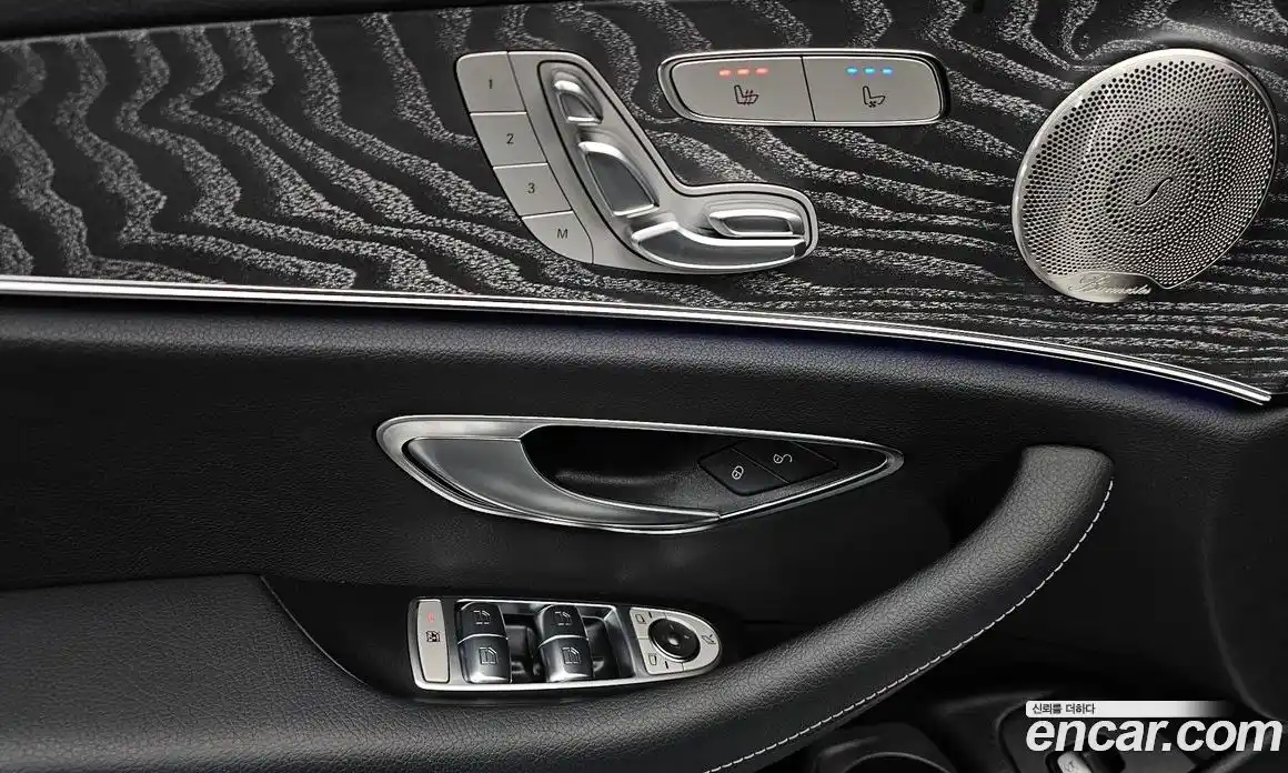 Mercedes-Benz E-Class 2022 2.0 Автомат в Москве № 262810, фото 12