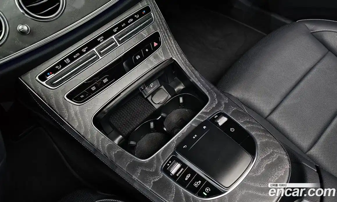 Mercedes-Benz E-Class 2022 2.0 Автомат в Москве № 262810, фото 17