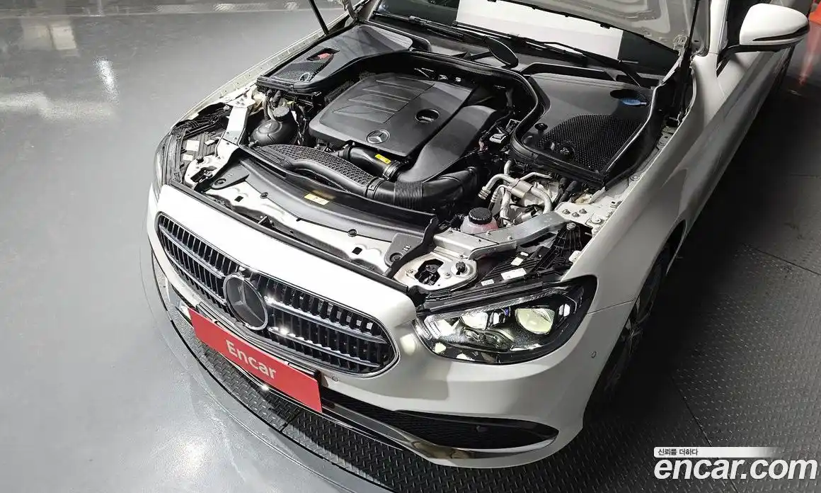 Mercedes-Benz E-Class 2022 2.0 Автомат в Москве № 262810, фото 6