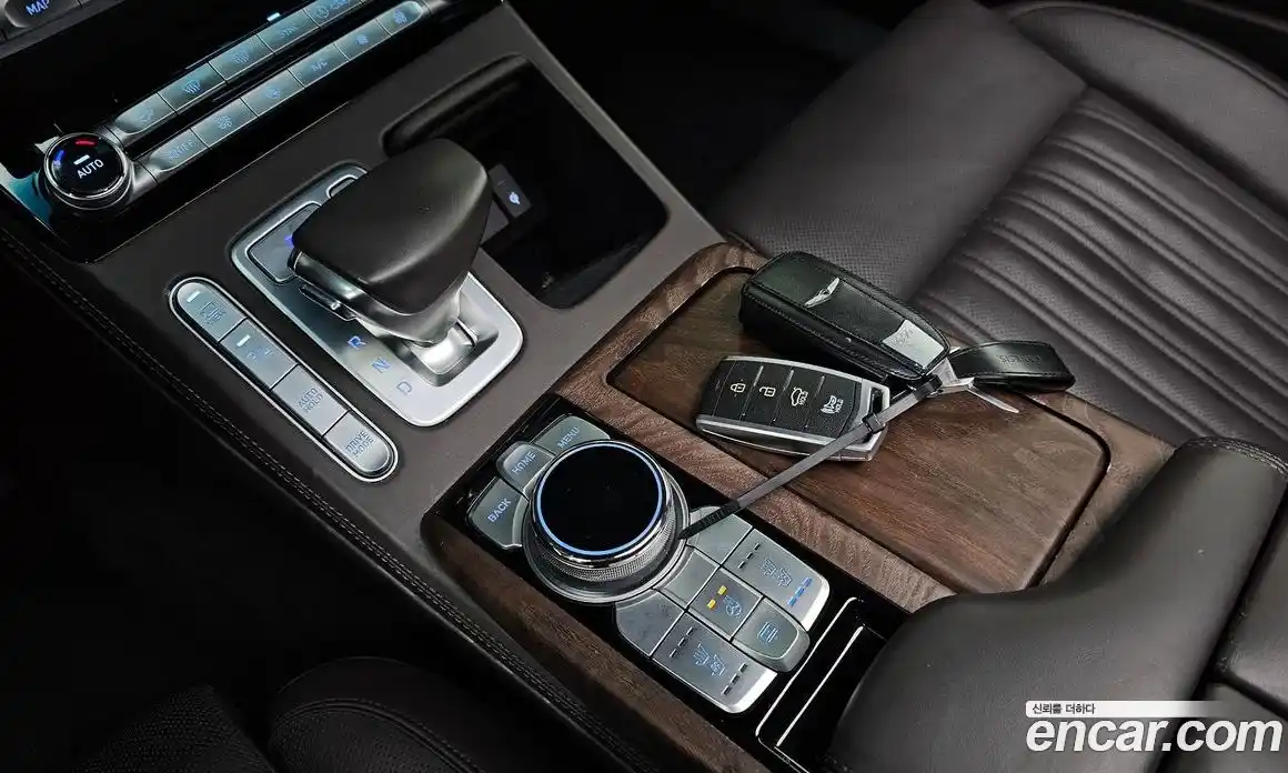 Genesis G90 2021 5.0 Автомат в Москве № 26458, фото 20