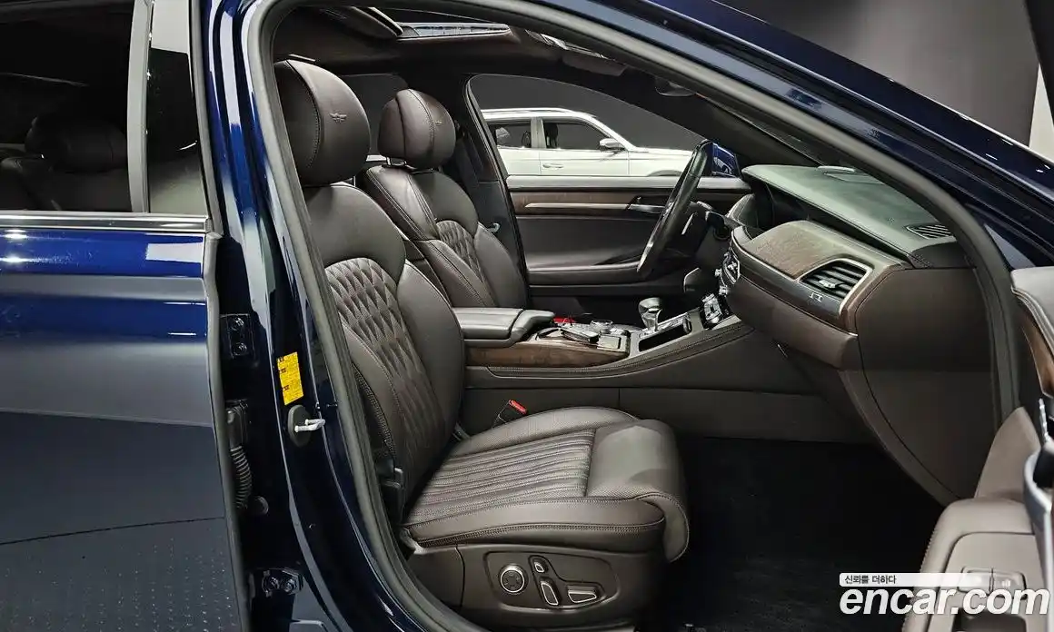 Genesis G90 2021 5.0 Автомат в Москве № 26458, фото 9