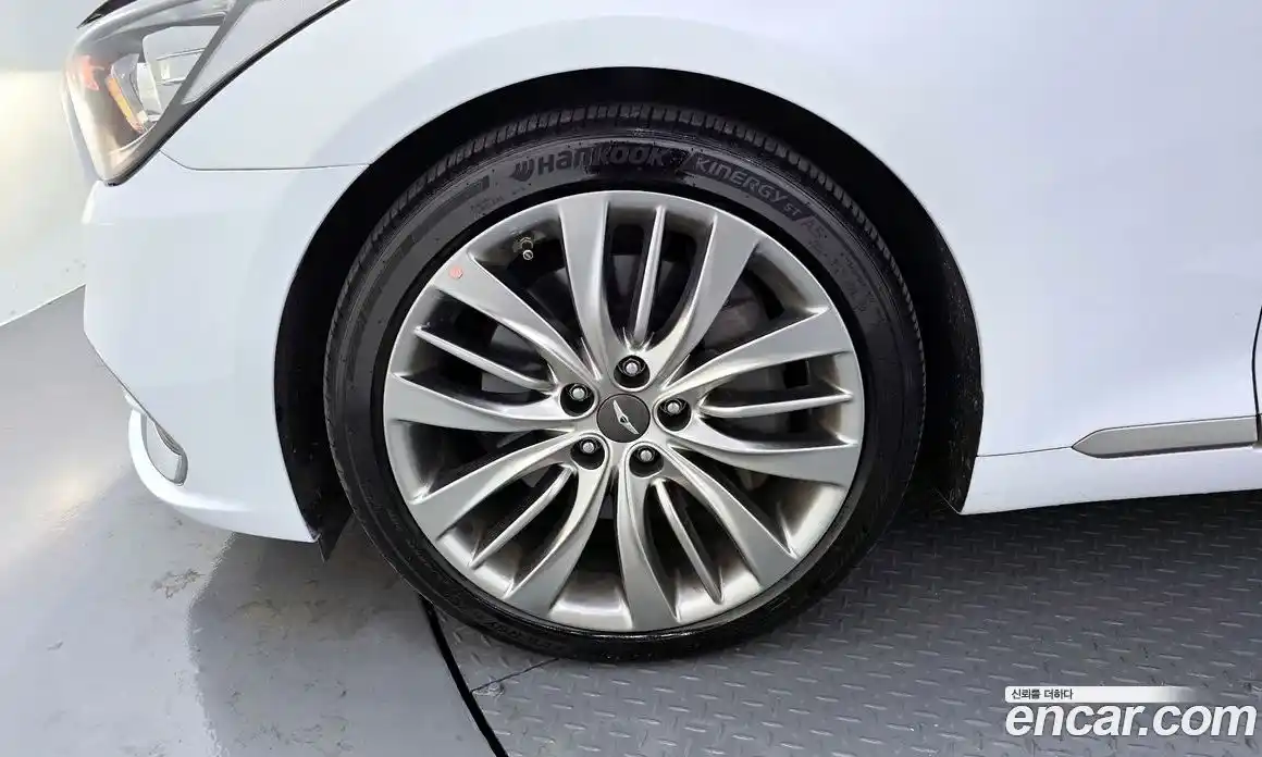 Genesis G80 2018 3.3 Автомат в Москве № 26478, фото 9