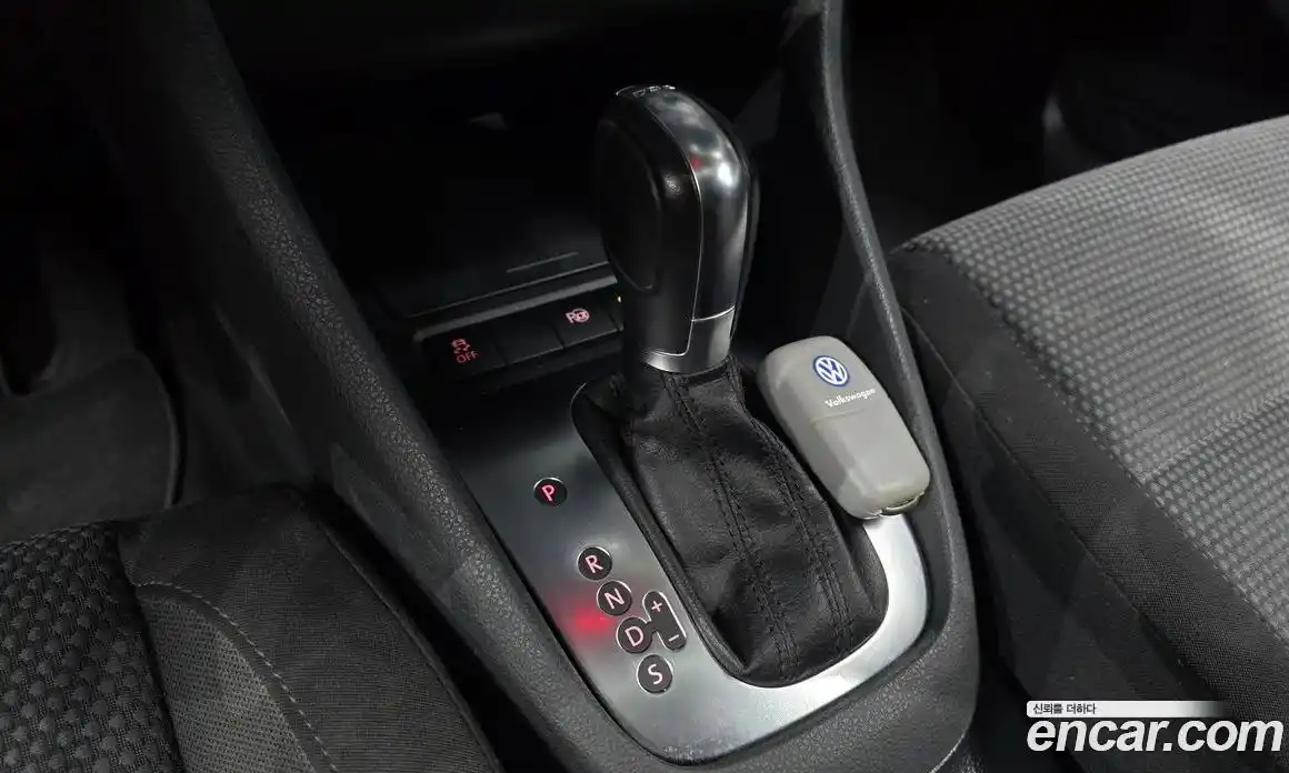 Volkswagen Golf 2013 2.0 Автомат в Москве № 277410, фото 7